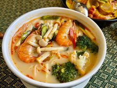 冬阴功金边粉-南沙游艇会·大兵船餐厅