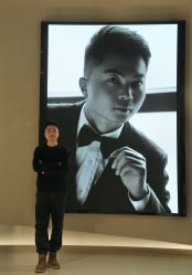 -乐派诗婚纱摄影