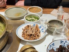 牛皮豆干丝-巴奴毛肚火锅概念餐厅