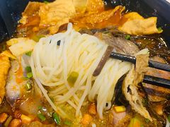 -为为螺蛳粉(皇庭广场店)