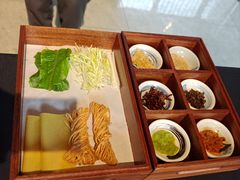 -鲁采LU STYLE(新天地店)