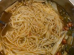 -龙香记桂林米粉(东扬威街11号楼店)