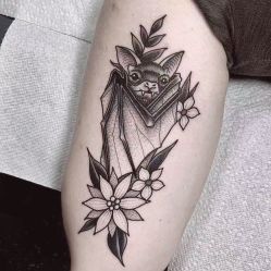 -见雾TATTOO STUDIO