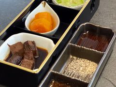-铭牛烧肉·和牛海鲜自助(高新月牙湖店)