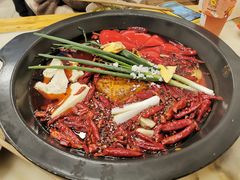 -黄潇洒老火锅(九眼桥宏济巷店)