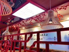 -思博半步颠小酒馆(梦时代店)