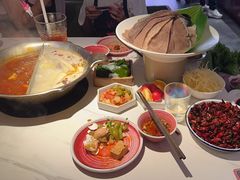 -九鼎轩脆毛肚火锅(三钢里店)