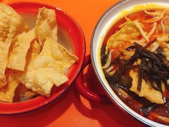 -丽丽三鲜螺蛳粉(田林路店)