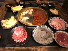 -沸炉重庆老火锅(军事博物馆店)