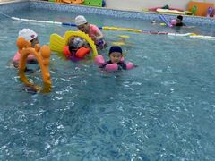 -乐悠游亲子游泳俱乐部