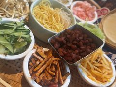 -包整·丝娃娃(甲秀楼景观店)