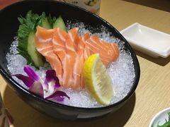 -万岁料理回转寿司(华贸店)