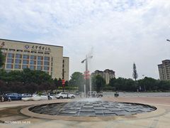 -王府井奥莱临潼小镇(临潼店)