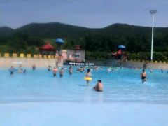 -汤山欢乐水世界