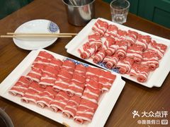 -楼外楼大刀肉传统火锅居(博学路店)