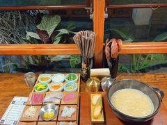 -银米·云南传统过桥米线(双廊黑金冠店)