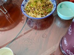 -撒拉人家.酸菜牦牛肉火锅