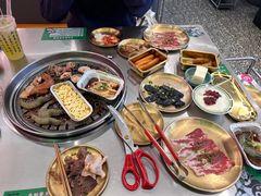 -韩味南山塔·烤肉自助(中骏世界城店)