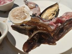 -领鲜活海鲜榴莲自助火锅(东门店)