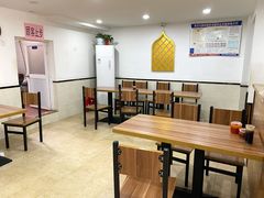 大堂-草桥清真牛肉锅贴扁食店