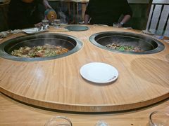-咱屯子铁锅炖直营店(保利店)