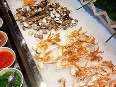 -美食汇海鲜自助餐厅·小龙虾烧烤(富力万达文华酒店)