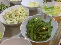 -拿渡麻辣香锅(世茂广场·工三店)