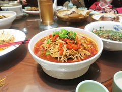 -六合居·明厨亮灶餐厅(成双大道店)