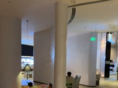 -涨巢·潮玩水疗局