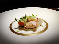白芦笋配烟熏鸭肝-L'ATELIER de Joel Robuchon(外滩18号店)