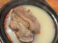 -爆炸头阿姨小四川正宗川味小吃(无任何分店)