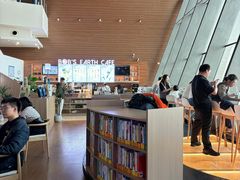 -抱抱地球咖啡馆(国家海洋博物馆店)