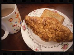 杏仁可颂-PAPER STONE BAKERY(天环店)