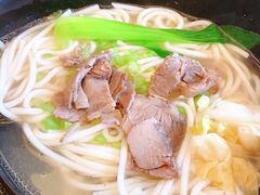 -三千粉牛肉米粉(来客茂店)