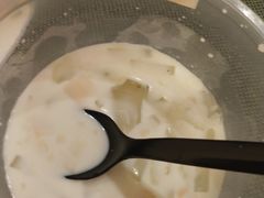 -志龙皇冠吃货椰子铺