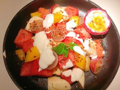 酸奶鲜果沙拉-阿妮叶李(光谷世界城店)