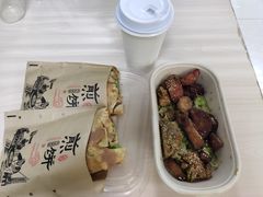 -八月美食小馆(银泰城总店)