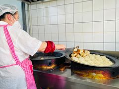 -黄阿姨锅贴大王(万航渡路店)