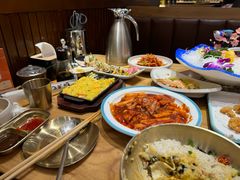 -青瓦餐厅·生鱼片·韩园烤肉(西塔店)