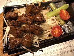 -穹六人间 people 6(岳阳路店)