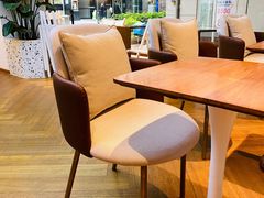 -Line 咖啡(石厦花园店)