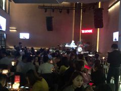 -TZ House音乐现场(来福士中心店)