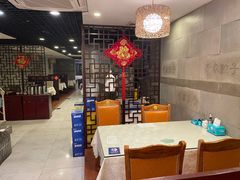 -黄家饺子东北特色菜馆(湖滨商业街店)