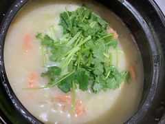 【尝鲜】大闸蟹鲜虾粥-如轩·海鲜砂锅粥·潮汕菜(南城店)