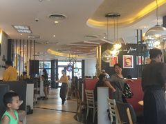 -必胜客(武汉欢乐谷店)