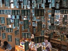 -猫的天空之城概念书店(杭州南宋御街店)