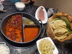 -热火朝天鲜切牛肉火锅(南强街巷店)