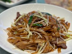 -景月阁空中食府(希尔顿酒店)