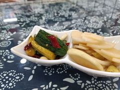 -八两八金·莱芜特色炒鸡(市南漳浦路店)