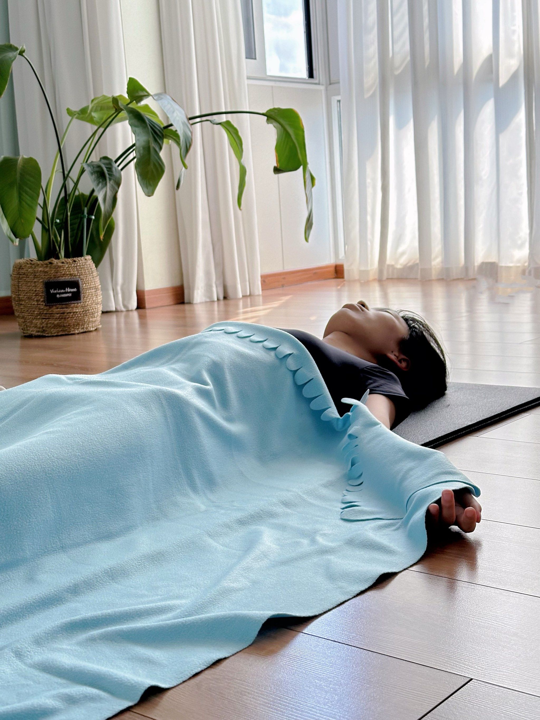 瑜伽休息术,是做为学生的我,最喜欢的一个环节,身体和大脑在此时此刻